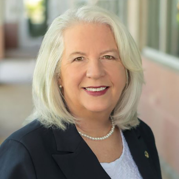 Maureen Toms